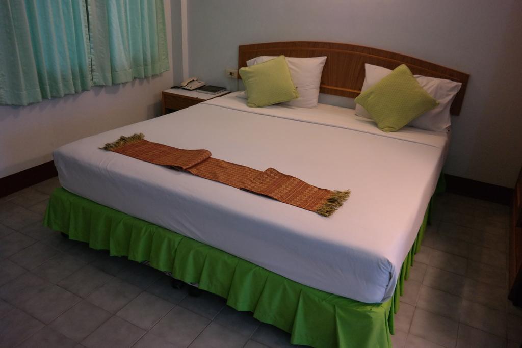 Dragon Boutique Apartment Паттая Екстер'єр фото